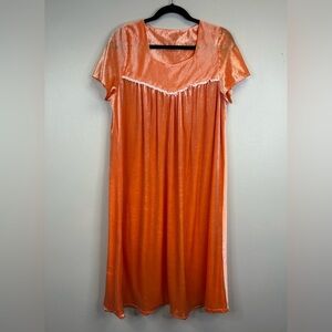 Vintage Orange Velvet Nightgown Womens Size M/L Retro 60s 70s Peach Sleepwear